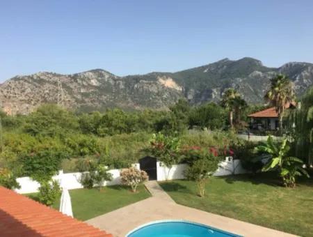 4 1 Villa Zu Verkaufen In 1015M2 Grundstück In Dalyan